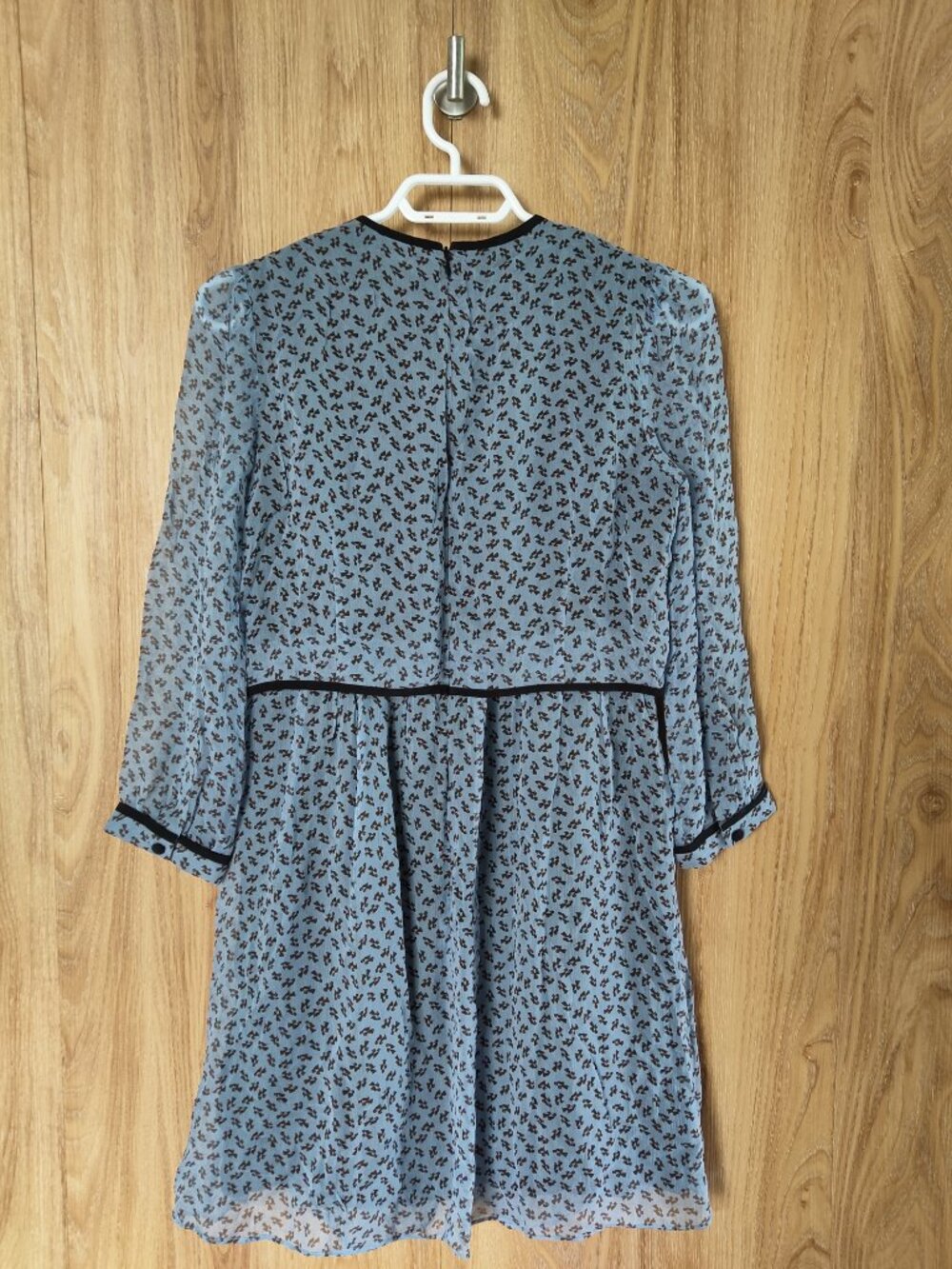 Coach Dress - Picture 2 of 4